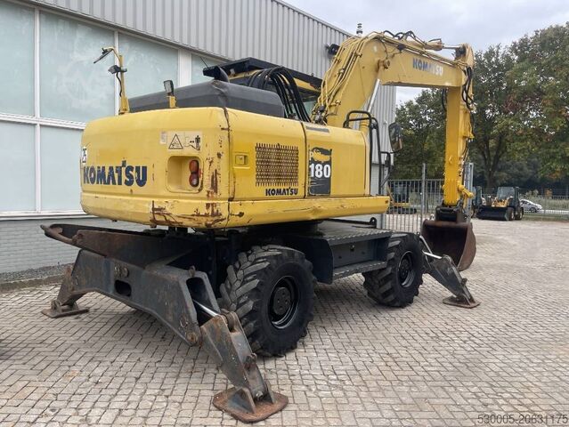 Escavadora de rodas Komatsu PW 180-7EO     2009