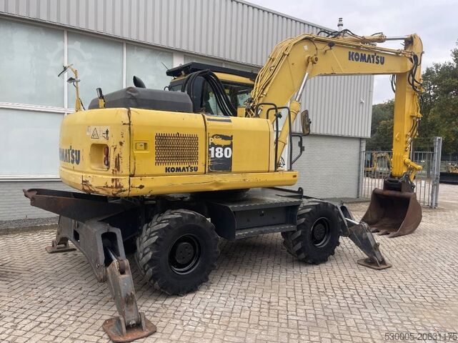 Escavadora de rodas Komatsu PW 180-7EO     2009