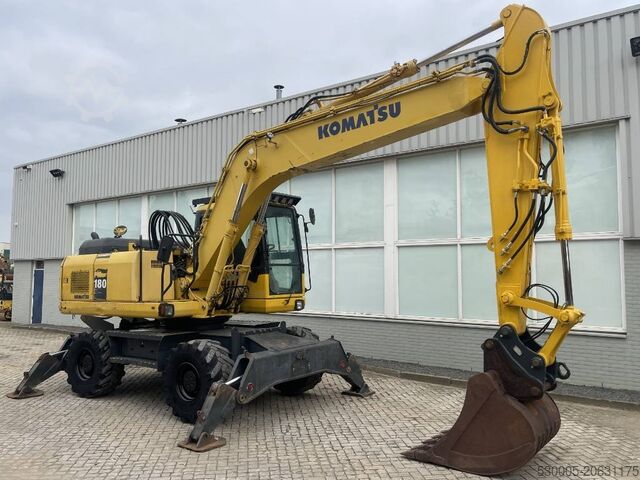 Escavadora de rodas Komatsu PW 180-7EO 2009