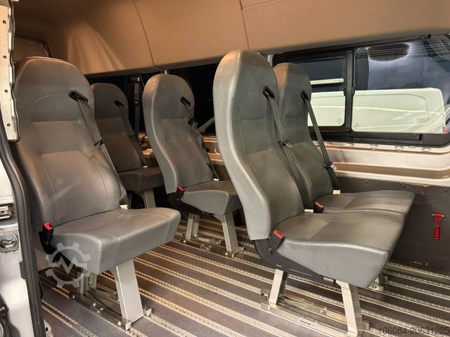 미니버스 FORD Transit Jumbo Rollstuhl Lift 9 Sitze AHK 3,5T