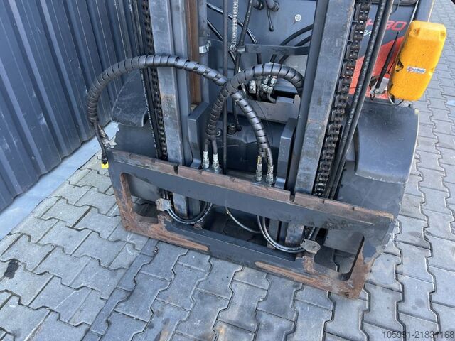 LPG'li forkliftler Linde H30T-02