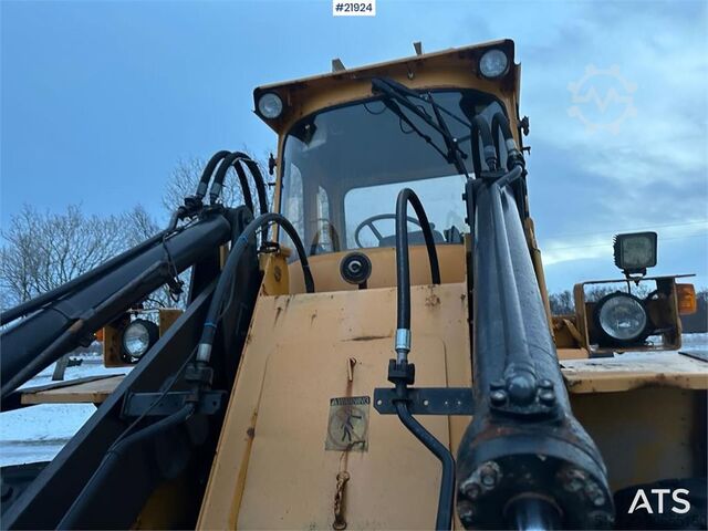 ホイールローダ Volvo L70 Wheel Loader with Folding Wing Bucket, Pallet
