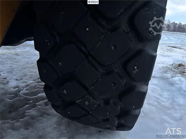 Carregadora de rodas Volvo L70 Wheel Loader with Folding Wing Bucket, Pallet