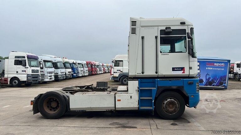 Standard-SZM Renault AE 440 Magnum E-tech (POUR PIECES / PROBLEM MOT...