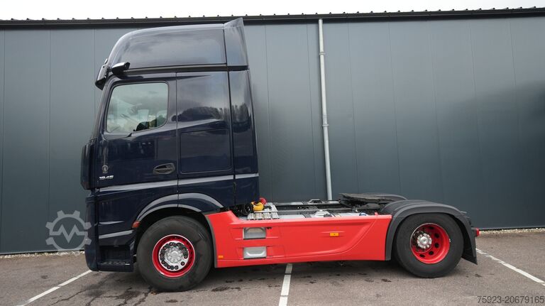 Estándar-SZM Mercedes-Benz ACTROS 1945 GIGASPACE 649.700KM