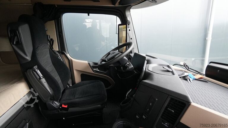 Estándar-SZM Mercedes-Benz ACTROS 1945 GIGASPACE 649.700KM