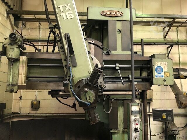 Lóðréttur turnbeitir Toshiba TX 16 Elevating Rail Vertical Borer