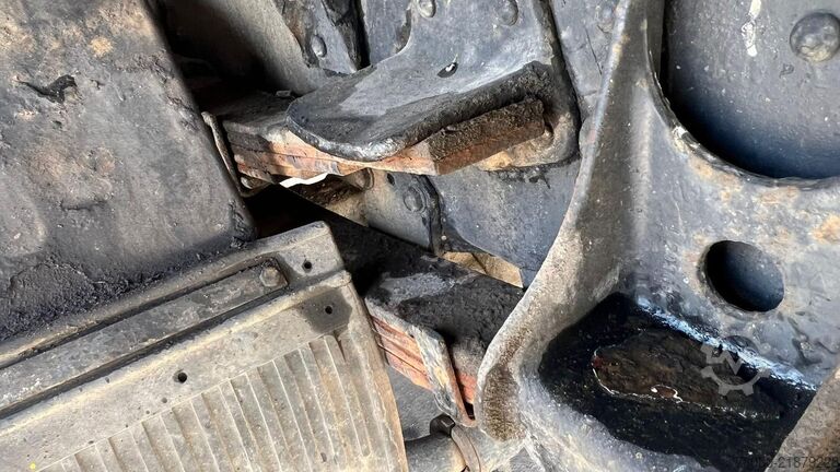 รถดั๊มพ์ 3 ทาง Renault S 170 (10 BOULOTS / POMPE MANUELLE / LAMES / MA...