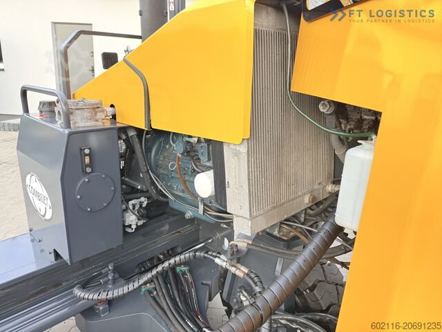 Empilhadeira de quatro direções Combilift C4000 DIESEL DUPLEX-4100 FORK-POSITIONER