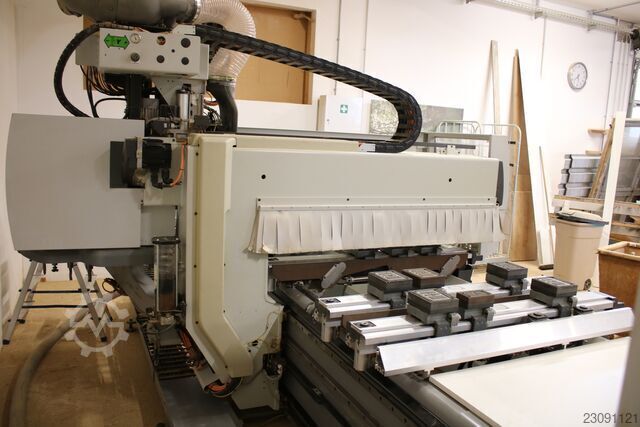 Centro de mecanizado BIESSE CNC Rover A 4.30