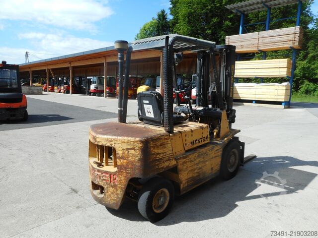 Vysokozdvižný vozík Hyster H2.50XL Diesel Triplex