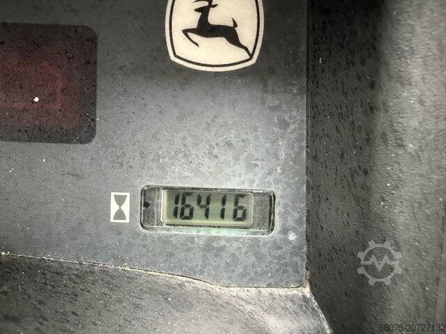 John Deere Gator HPX ökutæki John Deere Gator HPX