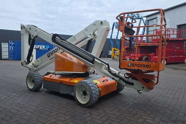 Шарнирно-телескопическая рабочая платформа Snorkel A38E As-Is, Electric, 13.5m Working Height, 6.1m R