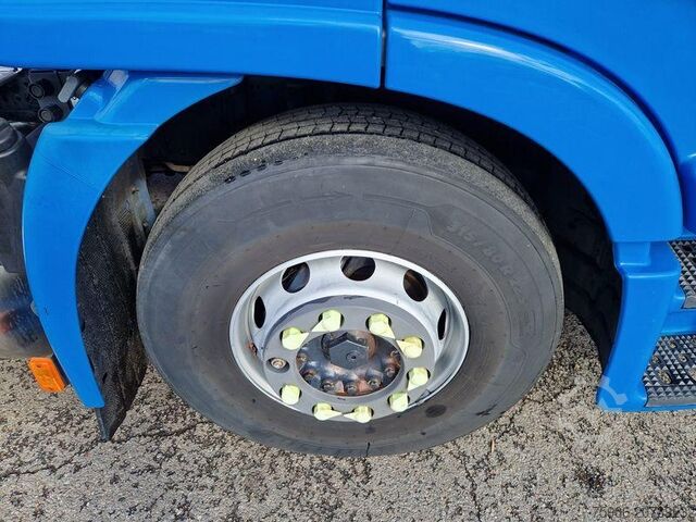 стандартний тракторний агрегат Iveco Stralis