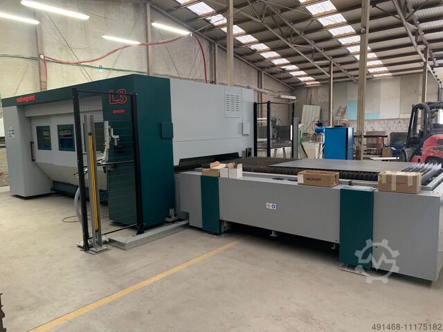 Salvagnini L3-30 | ~550 horas | 6000w Salvagnini L3-30