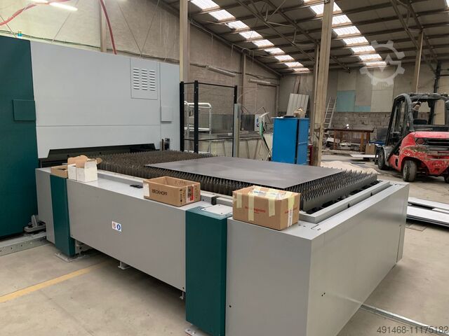 Salvagnini L3-30 | ~550 horas | 6000w Salvagnini L3-30