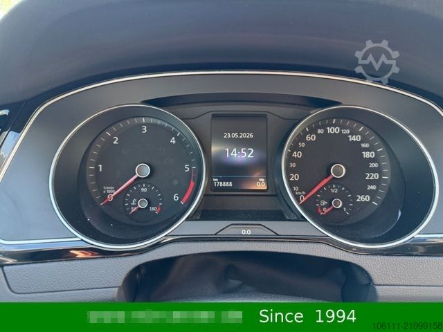 Minibus VOLKSWAGEN Passat Business Paket, Massage , Abstand Temp