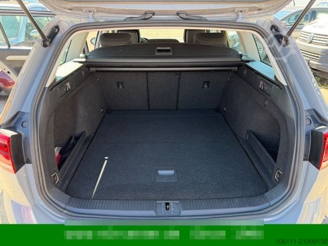 Minibus VOLKSWAGEN Passat Business Paket, Massage , Abstand Temp