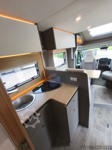 Half-integraal camper LMC Tourer  H 730 G  ,Hubbett, Navi,Wintertauglich