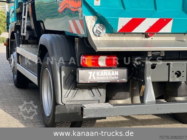 Spazzatrice stradale MERCEDES-BENZ 1324 Atego Johnston VT652 120TKM Euro6b
