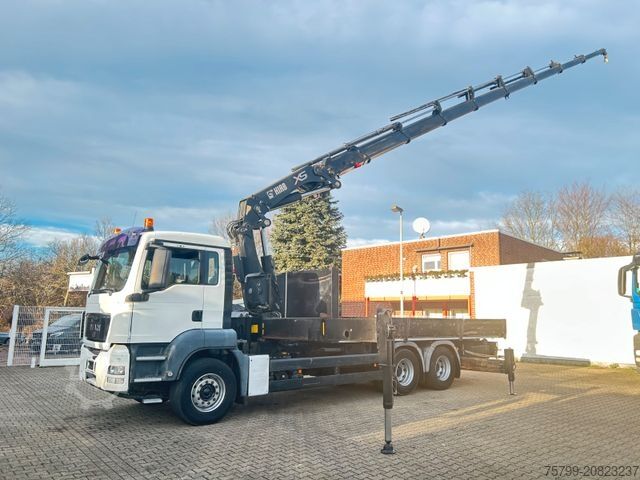 Kuorma-autoon asennettu nosturi MAN 26.360 TGS Pritsche + HIAB 477 Kran 6x4
