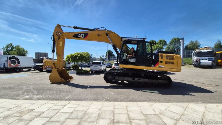 รถขุดตีนตะขาบ Caterpillar 330D2 L - Excavator - 3 Buckets