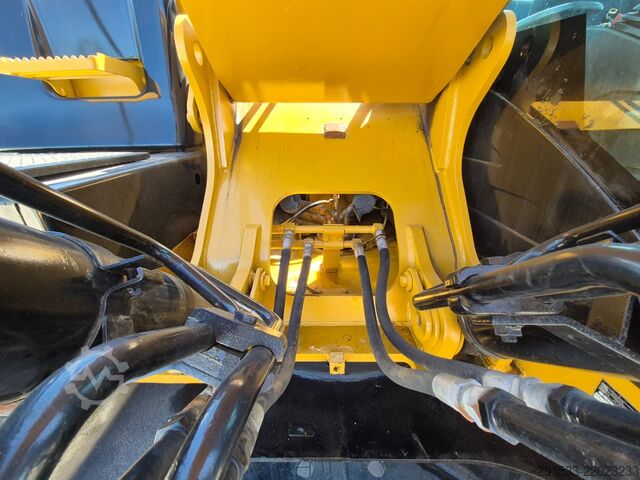 รถขุดตีนตะขาบ Caterpillar 330D2 L - Excavator - 3 Buckets
