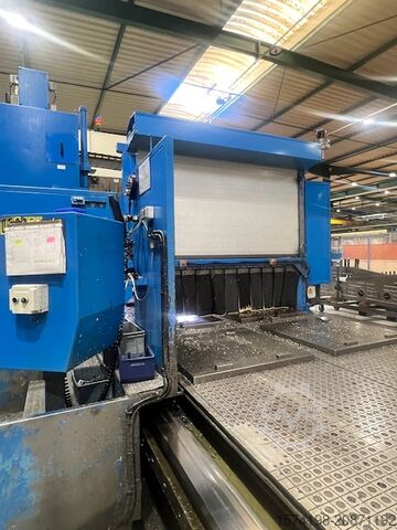 Fräsmaschine FOREST-LINE V3 2300 AS