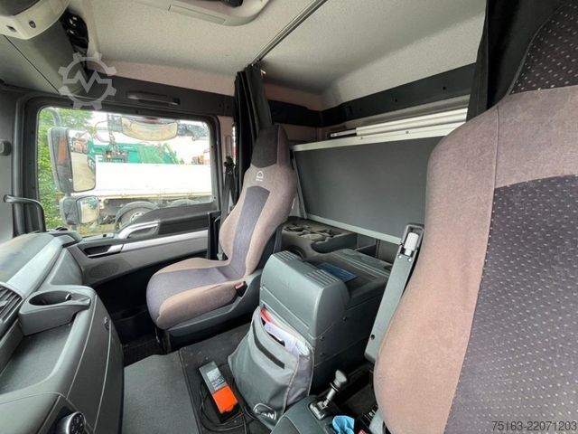 Spezial-LKW MAN TG-M 18.340 4x2  Pritsche Kran Atlas 135.2+Funk