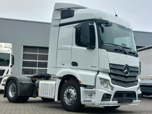 標準トラクターユニット MERCEDES-BENZ Actros 18-45 Stream Space-MP4-ACC