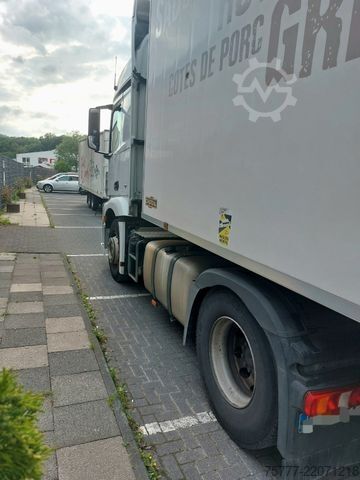 標準トラクターユニット MERCEDES-BENZ Actros 18-45 Stream Space-MP4-ACC