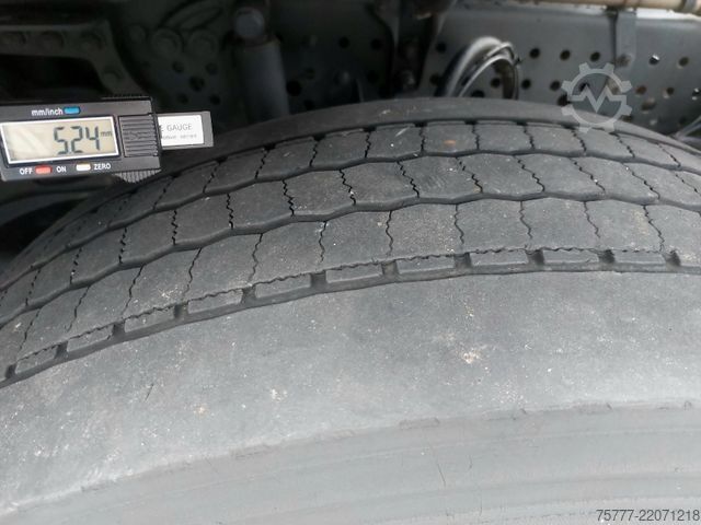 標準トラクターユニット MERCEDES-BENZ Actros 18-45 Stream Space-MP4-ACC