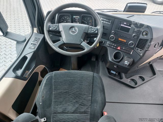 標準トラクターユニット MERCEDES-BENZ Actros 18-45 Stream Space-MP4-ACC
