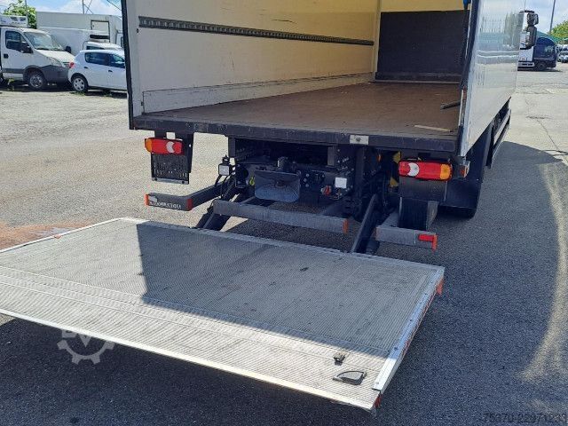 Xe tải thùng kín IVECO EUROCARGO ML160E28/P