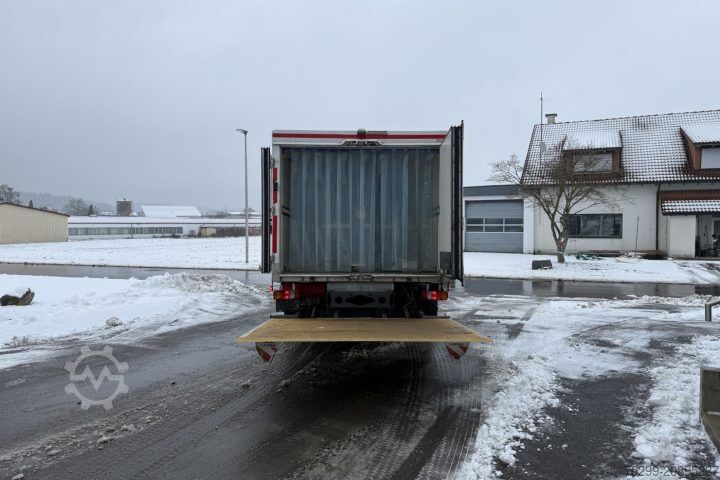 Soğutuculu kamyon Mercedes-Benz Atego 1022 4x2 Kühlkoffer+HB / Swiss-Vehicle