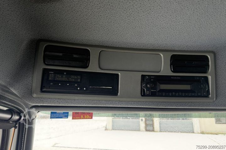 Soğutuculu kamyon Mercedes-Benz Atego 1022 4x2 Kühlkoffer+HB / Swiss-Vehicle