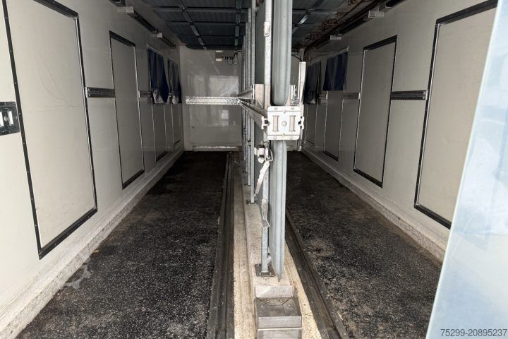 Soğutuculu kamyon Mercedes-Benz Atego 1022 4x2 Kühlkoffer+HB / Swiss-Vehicle