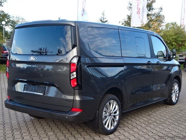 Mikroautobuss FORD Tourneo Custom 320L1 Titanium 4x4 Autom Kam Navi