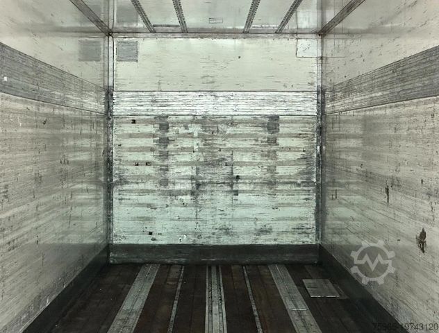 Box semitrailer  LAMBOO T03 ISOLATED BOX + HEATER STEERING AXLE L