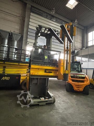 Autocarri snodati / VNA (Carrelli elevatori per corsie molto strette) Jungheinrich EKX 410 Schienengeführt mit PSA