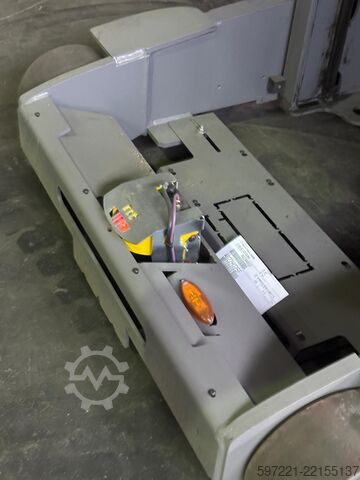 Autocarri snodati / VNA (Carrelli elevatori per corsie molto strette) Jungheinrich EKX 410 Schienengeführt mit PSA