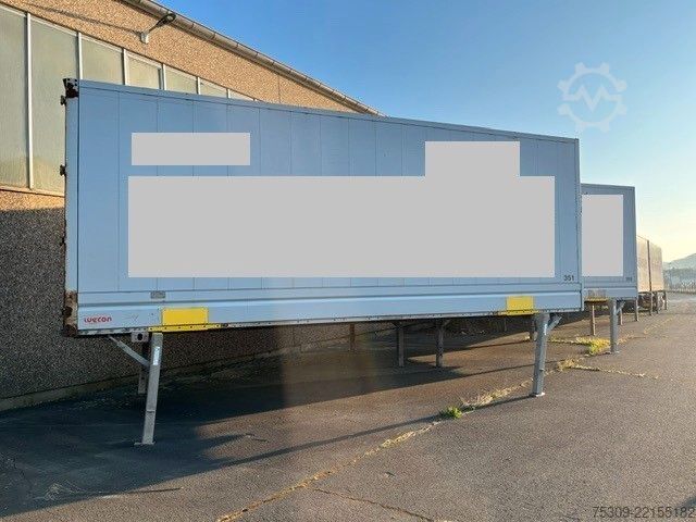 Remolque con caja móvil  BDF Koffer 7,45 m mit BRANDSCHADEN