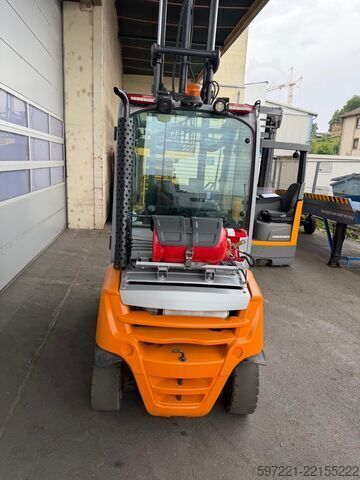 Carretillas elevadoras de GLP Still RX70-25T