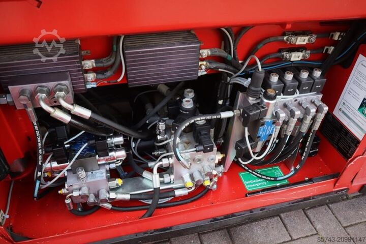 Ножичен асансьор PB Lifttechnik S225-12ES Electric, 4x2 Drive, 22.5m Working Heigh