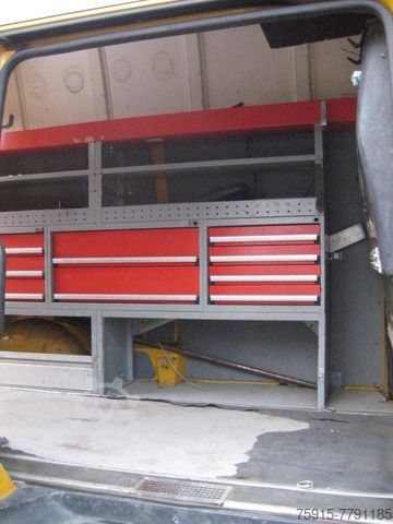 Furgoneta de caja alta VOLKSWAGEN T5 2,5 TDI Werkstatt-Fz. lang+hoch *TÜV 07-2026*