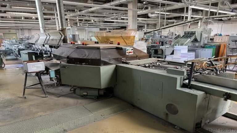 接着剤バインダー Kolbus KM 470 perfect binder