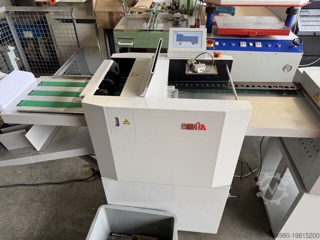 Máquina de hendido, perforado y plegado DEKIA Lightningfold 83358 + 33KF