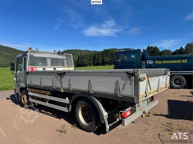 Avfallsbil Volvo FL250 Truck.