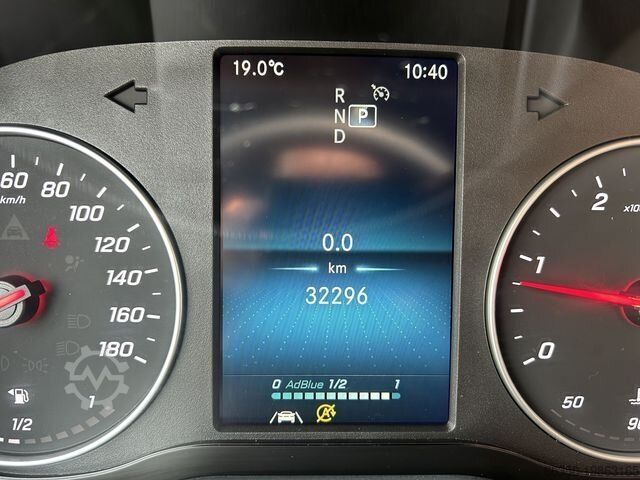 Furgon blaszak MERCEDES-BENZ Sprinter 317 CDI KA L3H2 Navi Kamera 93L-Tank ..