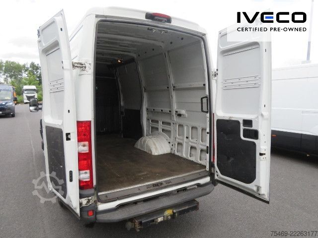ऊंची छत वाली वैन IVECO 35C17V/P